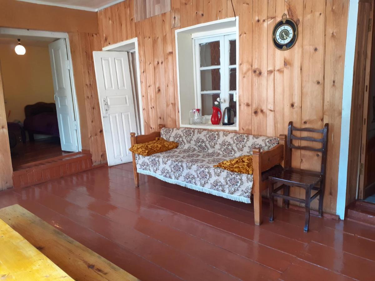 Hotel Family Bachi Adishi Kültér fotó