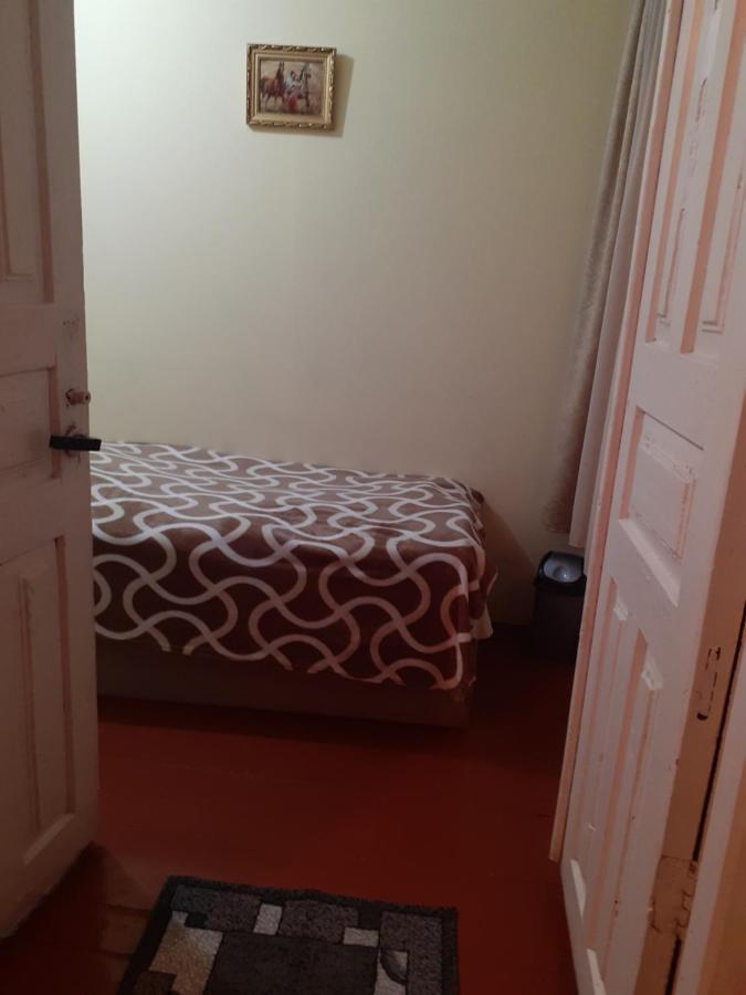 Hotel Family Bachi Adishi Kültér fotó