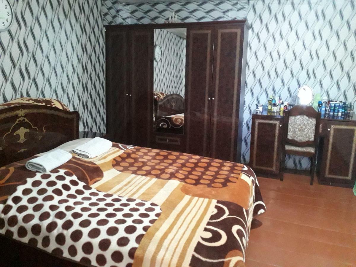 Hotel Family Bachi Adishi Kültér fotó
